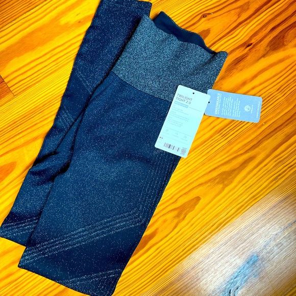 Athena twilight tight 2.0 Navy, NWT - Picture 7 of 10